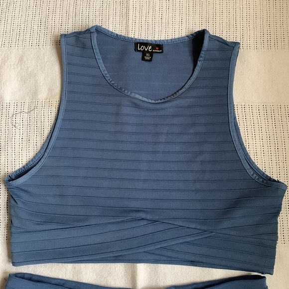 Size XL Matching Set - Picture 5 of 6